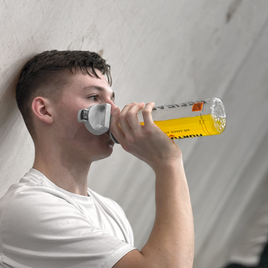 NURTURADE Trinkflasche 750ml